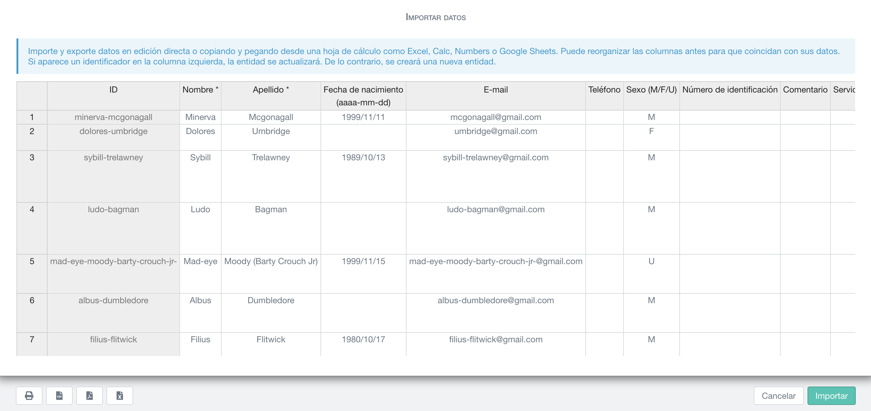 importación de datos masivos de la escuela, por ejemplo, usuarios, a través de copiar y pegar desde hojas de cálculo (Excel, Google Sheets, Numbers, etc.)