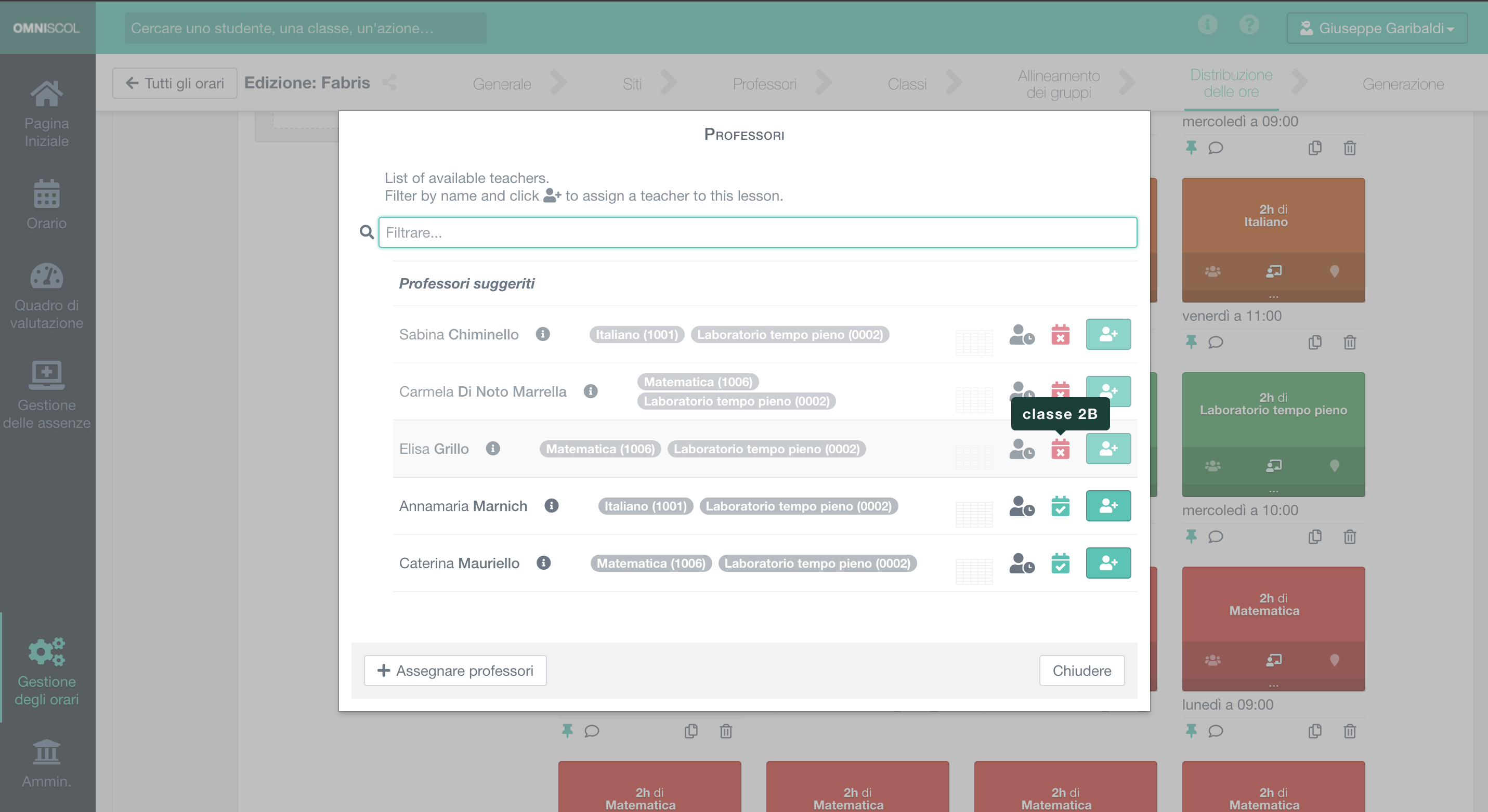 scelta di un professore da assegnare a un corso tramite una lista con nomi, materie insegnate e disponibilità per ciascun professore, specificando i potenziali conflitti